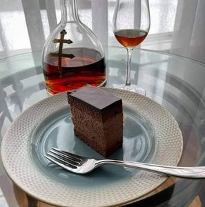 Meet your Posher, Valerie